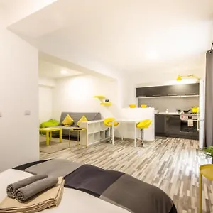 Homestay אוטופן